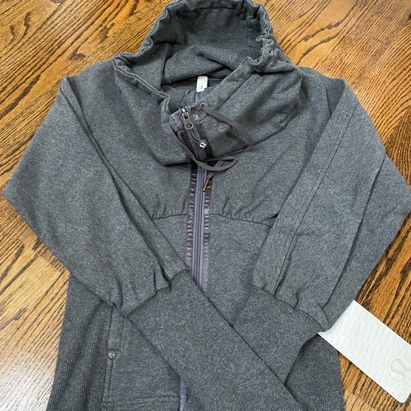 Lululemon Course-eye Jacket - Heathered grey - Picture 1 of 5